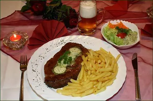 Deutsches Haus Und Restaurant Olympia 2*
