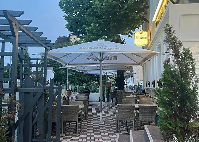 Deutsches Haus Und Restaurant Olympia 2*