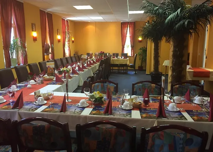 Deutsches Haus Und Restaurant Olympia ホテル 2*